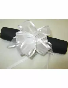 6 vita organzabågar 10 cm
