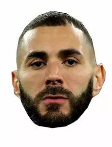 Karim Benzema-mask i kartong