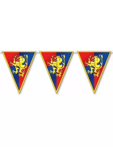 Plastgirlang med medeltida vimplar 3,7 m