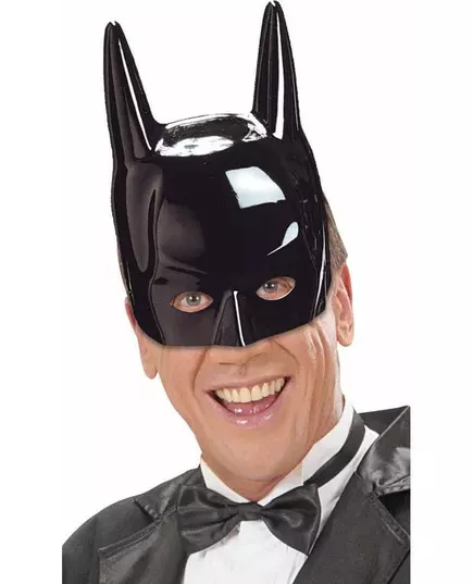 Halvmask superfladdermus vuxen